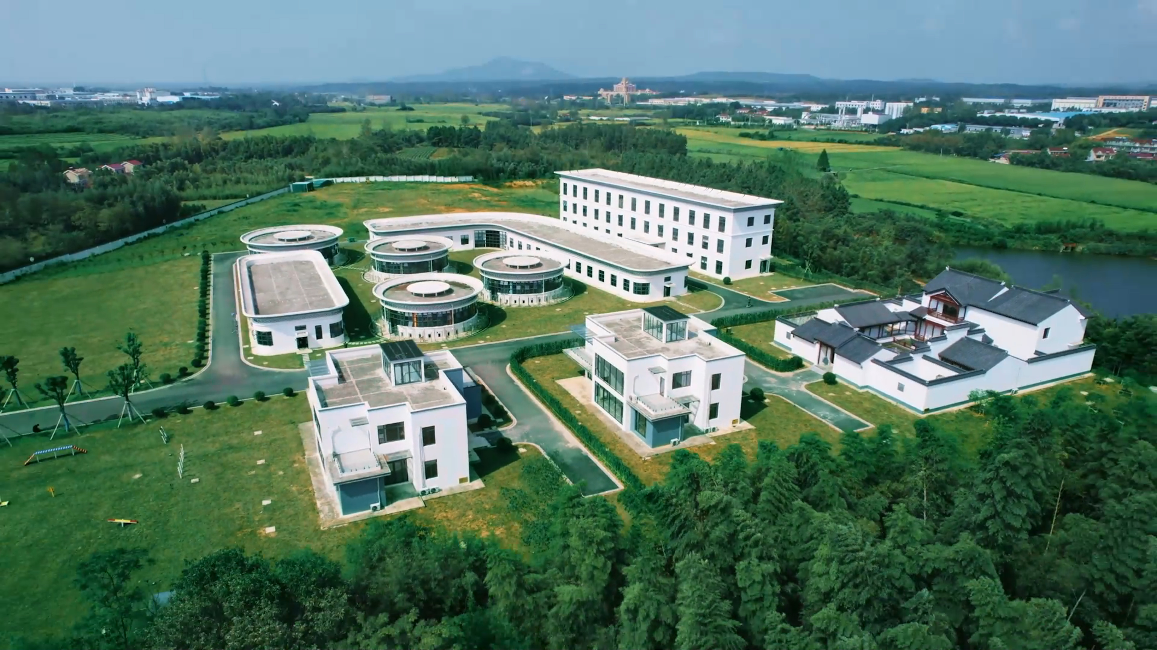 科研基地1.jpg